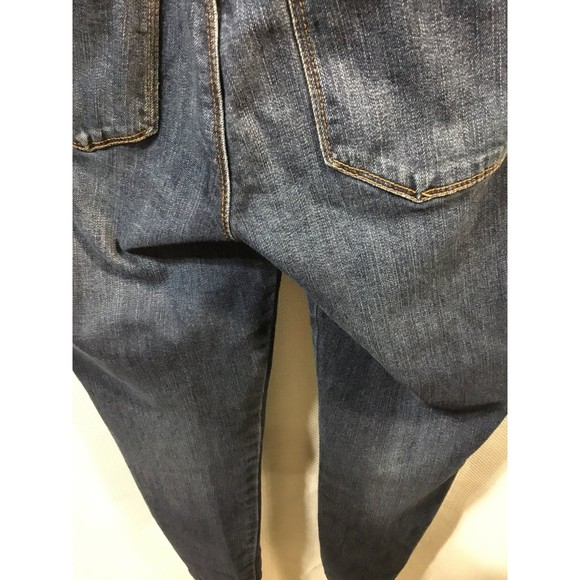 White House/Black Market Size 4 Skimmer - Picture 5 of 12